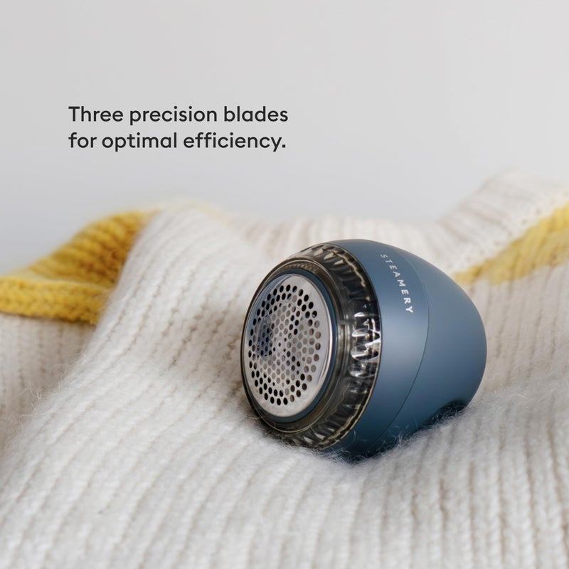 Steamery Fabric Shaver Pilo 1, Lint Remover for Pills and Bobbles, 5W, Portable, Rechargeable, Ergonomic, Scandinavian Design, Blue - Image 4